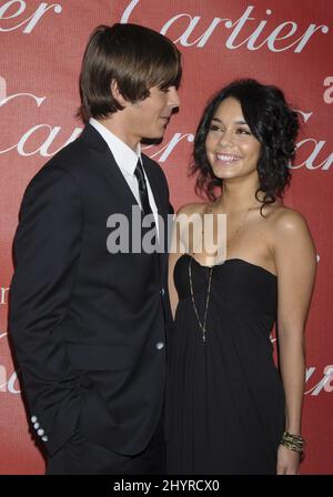 Zac Efron und Vanessa Hudgens nehmen an der Gala der Palm Springs International Film Festival Awards 2008 im Palm Springs Convention Center in Kalifornien Teil. Stockfoto