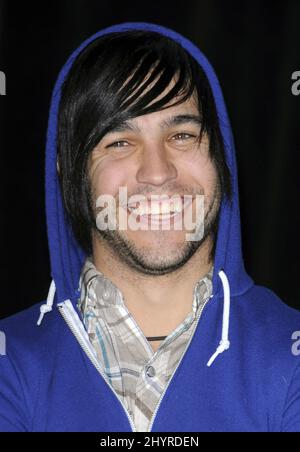 Pete Wentz mit Panik! Bei der Disko-Sonderankündigung und der intimen Aufführung im American Honda Motor. Stockfoto