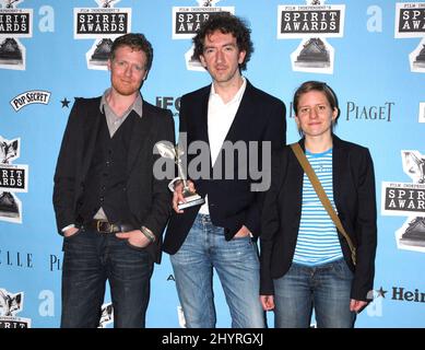 Glen Hansard, John Carney und Marketa Irglova bei den Film Independent Spirit Awards 2008 am Santa Monica Beach in Los Angeles. Stockfoto