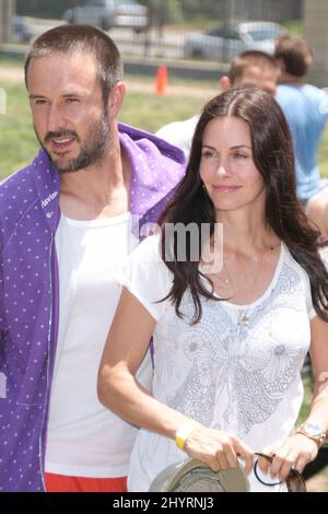David Arquette und Courteney Cox Arquette nehmen am „A Time for Heroes“-Karneval Teil, der der Elizabeth Glaser Pediatric AIDS Foundation im Wadsworth Theatre zugute kommt. Stockfoto