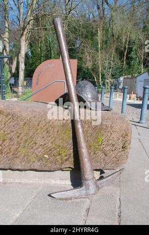 In ganz Großbritannien - Ein Tagesausflug nach Worsley, Greater Manchester, Großbritannien nach dem Aufstieg des Bridgewater Canal - The Delph Stockfoto