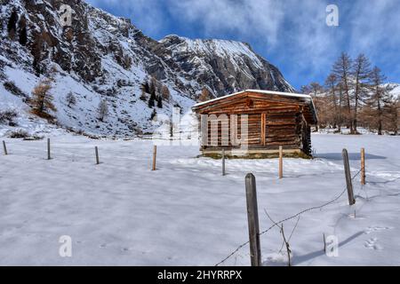 Großglockner, Winter, Lucknerhaus, Schnee, Schneeecke, weiß, schneeweiß, winterlich, Licht, Schatten, Alm, Osttirol, Köndnitztal, Eis, vereist, Spure Stockfoto