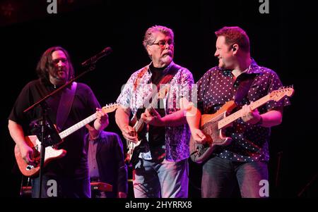 Randy Owen, Sänger von Alabama, tritt am Eröffnungswochenende der Alabama 50. Anniversary Tour in der Bridgestone Arena am 03. Juli 2021 in Nashville, TN, auf. Stockfoto