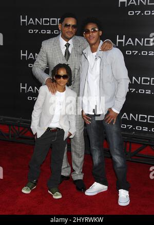 Will Smith mit den Söhnen Jaden Smith und Trey Smith bei der Hancock-Premiere im Grauman's Chinese Theatre, Los Angeles. Stockfoto