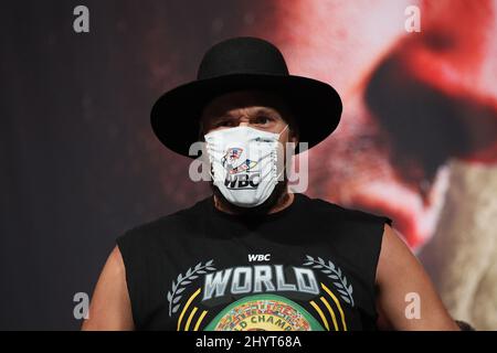 Tyson Fury beim Einwägen für den Tyson Fury gegen Deontay Wilder III World Heavyweight Championship Fight in der MGM Grand Garden Arena am 8. Oktober 2021 in Las Vegas, NV. Stockfoto