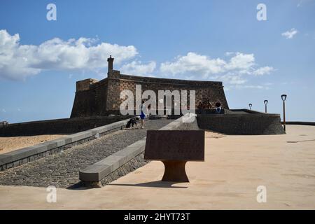 castillo de san gabriel Steinfestung beherbergt das Geschichtsmuseum museo de historia arrecife lanzarote kanarische Inseln spanien Stockfoto