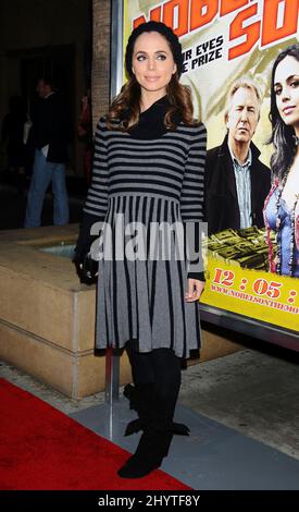 Eliza Dushku während der Premiere des neuen Films „Nobel Son“, der im Egyptian Theatre in Los Angeles stattfand. Stockfoto