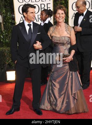 Tom Cruise und Mutter Mary Lee Mapother bei den Annual Golden Globe Awards 66. im Beverly Hilton Hotel. Stockfoto