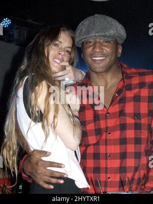 . Lindsay Lohan und Q-Tip beim 39.. Geburtstag von Queen Latifah in Sir, Kalifornien. Stockfoto