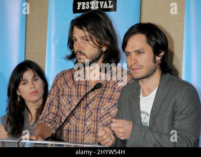 Rebecca Yeldham, Diego Luna und Gael Garcia Bernal bei der Ankündigung des Los Angeles Film Festivals 2009 im Hotel Palomar in Los Angeles, USA Stockfoto