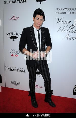 Adam Lambert bei den Hollywood Life Annual Young Hollywood Awards 11., die auf der Eli und Edythe Broad Stage in Santa Monica, USA, verliehen wurden Stockfoto