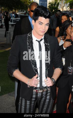 Adam Lambert bei den Hollywood Life Annual Young Hollywood Awards 11., die auf der Eli und Edythe Broad Stage in Santa Monica, USA, verliehen wurden Stockfoto