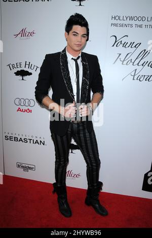 Adam Lambert bei den Hollywood Life Annual Young Hollywood Awards 11., die auf der Eli und Edythe Broad Stage in Santa Monica, USA, verliehen wurden Stockfoto