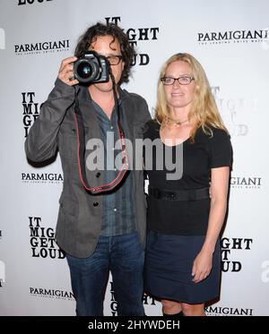 Davis Guggenheim und Elisabeth Shue bei der After Party im Palomar Hotel nach der Premiere von „IT Might Be Loud“ in Los Angeles, USA Stockfoto