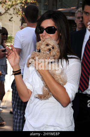 Ashley Tisdale nimmt vor ihrem Auftritt im The Grove in Los Angeles, USA, an einem Soundcheck Teil Stockfoto