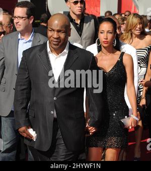 Mike Tyson und Monica Turner bei den jährlichen ESPY Awards, die im Nokia Theater, Los Angeles, USA, stattfinden. Stockfoto