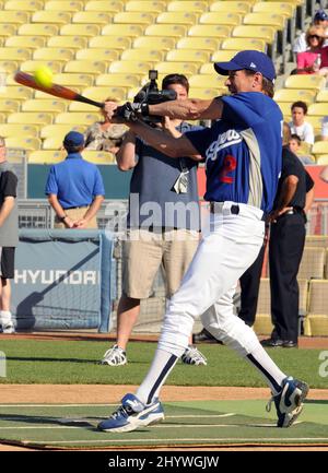 James Denton beim jährlichen Hollywood Stars Game 51. im Dodger Stadium in Los Angeles, USA Stockfoto