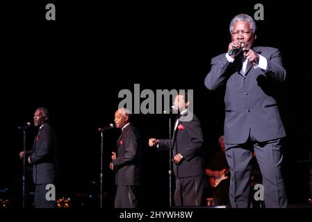 Charlie Thomas' Drifters während Tony DeLauros Original NY Doo Wopp Show, die im Bethel Woods Center for the Arts, New York, stattfand. Stockfoto