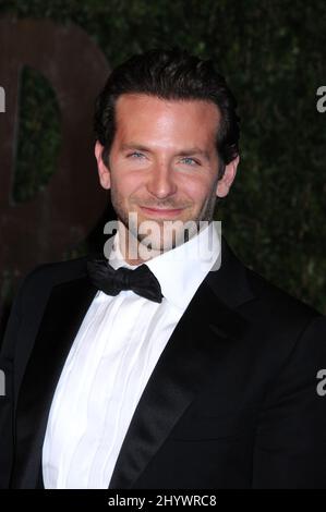 Bradley Cooper bei der Vanity Fair Oscar Viewing Party 2010 im Sunset Tower, Los Angeles Stockfoto