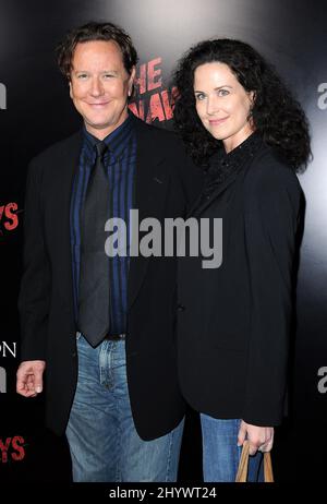 Richter Reinhold und Ehefrau Amy Reinhold während der Premiere von „The Runaways“ in den ArcLight Kinos in Los Angeles Stockfoto