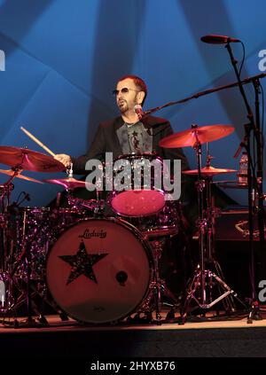 Ringo Starr tritt auf seiner All-Starr Band Summer Tour 11. auf, die im Bethel Woods Center for the Arts in New York, USA, stattfindet. Stockfoto