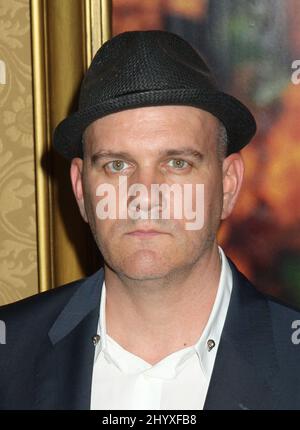 Mike O'Malley bei der Premiere von „Eat Pray Love“ im Ziegfeld Theater in New York, USA. Stockfoto