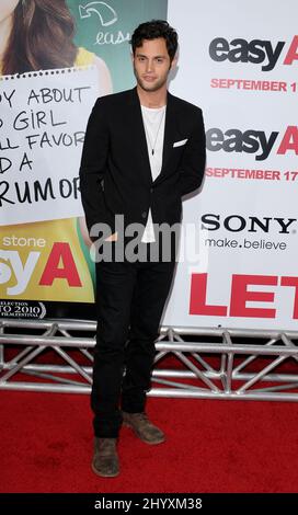 Penn Badgley bei der Premiere von „Easy A“ im Grauman's Chinese Theatre, Los Angeles. Stockfoto