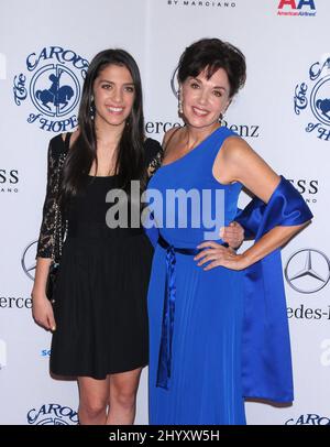 Steffanie Kramer und Tochter Lily während des jährlichen Karussells der Hoffnung 32. im Beverly Hilton Hotel, Los Angeles Stockfoto