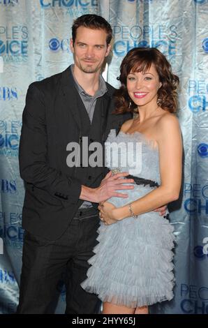 Autumn Reeser und Jesse Warren während der People's Choice Awards 2011 im Nokia Theater, Los Angeles Stockfoto