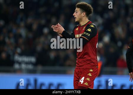 Rom, Italien. 14. März 2022. Ethan Ampadu (Venezia) reagiert während des Serie-A-Spiels zwischen SS Lazio und FC Venezia im Stadio Olimpico am 14. März 2022 in Rom, Italien. (Bild: © Giuseppe Fama/Pacific Press via ZUMA Press Wire) Stockfoto