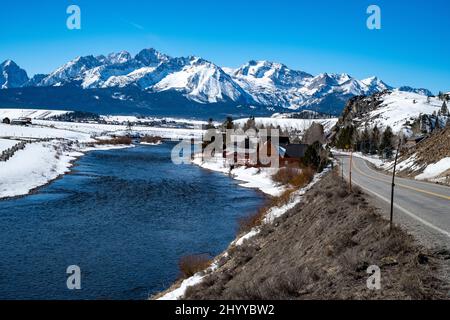 Die Sawtooth Mountains in Idaho im Winter Stockfoto