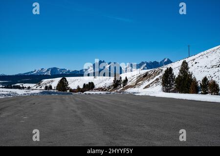 Die Sawtooth Mountains in Idaho im Winter Stockfoto