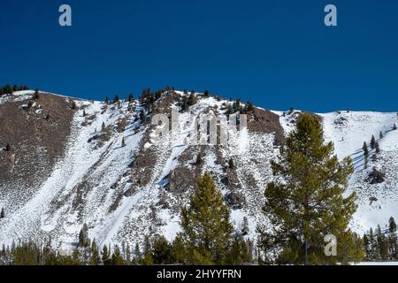 Die Sawtooth Mountains in Idaho im Winter Stockfoto