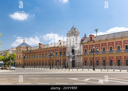 Der Palast von San Telmo, im Zentrum von Sevilla. Ist der Sitz der Präsidentschaft der autonomen andalusischen Regierung. Erbaut 1682 Stockfoto