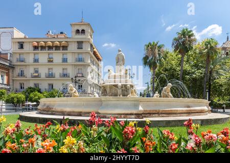 Brunnen von Híspalis in Sevilla, Spanien. Gelegen an der Hauptstraße Constitution Avenue, wurde gebaut, um Besucher des Ibero-American Ex zu begeistern Stockfoto