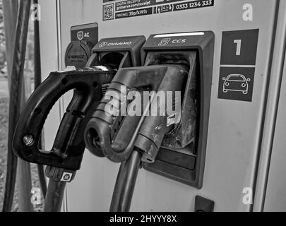 Gridserve Elektroautobahn Elektrofahrzeug EV Ladestation Stockfoto