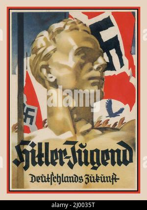 Nazi Hitler-Jugend 1930er Jahre Nazi-Deutschland Hitler-Jugend-Propaganda-Kartenplakat mit Hakenkreuzfahne und dem Titel HITLER-JUGEND Deutschlands Zukunft, „Deutschlands Zukunft“. Die blonde, aryanische Jugend wurde als perfektes Nazi-Deutschland-Stereotyp vorgestellt Stockfoto