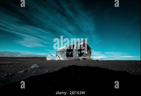 DC-3 Flugzeugwrack in Island Stockfoto