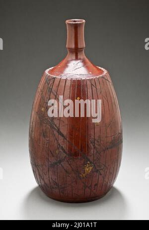 Sake-Flasche in Form eines Teebeisken. Japan, Mitte der Edo-Zeit (1615-1868), 18.. Jahrhundert. Keramik. Bizenware; Steinzeug mit rötlichen Glasuren Stockfoto