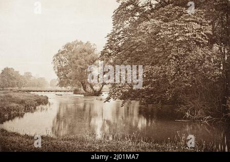 Crow-Island Stream, River Wye (#32). George Bankart (England, gestorben 1903). England, um 1888, gedruckt 1888. Fotos. Tiefdruck Stockfoto