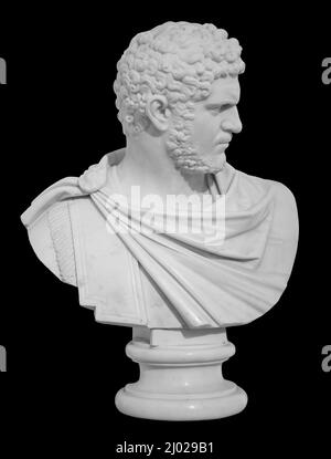 Alte weiße Marmorskulptur Büste von Caracalla. Marcus Aurelius Severus Antoninus Augustus bekannt als Antoninus. Römischer Kaiser. Isoliert auf einem schwarzen Stockfoto