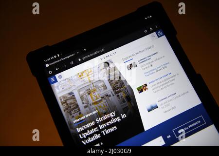 PIMCO: Investment Management Website auf einem Samsung Galaxy Tablet gesehen Stockfoto