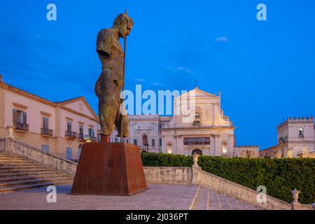 Basilica Santissimo Salvatore und Belvedere Tower, Noto, Siracusa, Sizilien, Italien, Europa Stockfoto