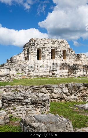 Tempel der gemalten Nischen, Maya-Ruinen, Mayapan Archäologische Zone, Yucatan Staat, Mexiko, Nordamerika Stockfoto