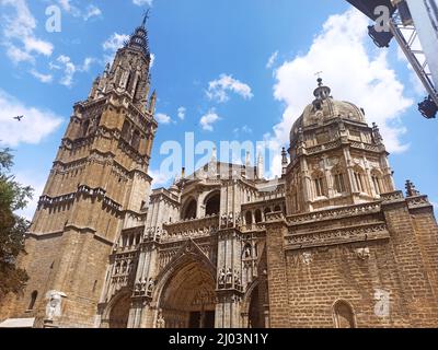 Eine Aufnahme der Kathedrale von Toledo (Catedral Primada Santa Maria de Toledo) in Toledo, Spanien Stockfoto