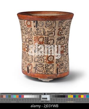 Dynastische Vase. Mexiko oder Guatemala, südliche Campeche oder nördliche Petén-Region, Miradorbecken, Maya, 650–800 u.Z. Keramik. Rutschlackierte Keramik Stockfoto