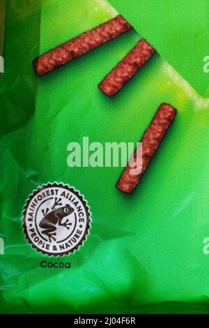 Rainforest Alliance People & Nature Certified Symbol-Logo auf einer Packung hochwertiger Street-Matchmakers minis cool mint Stockfoto