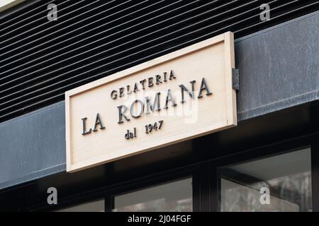 VALENCIA, SPANIEN - 10. MÄRZ 2022: La Romana ist eine italienische Eisdiele-Kette Stockfoto