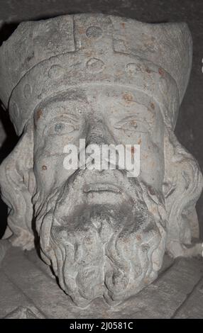 Detail, Skulptur, Kloster, Kathedrale der Muttergottes, Le Puy-en-Velay, Auvergne, Haute Loire, Frankreich. Stockfoto