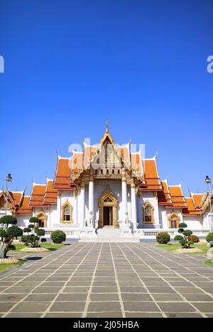 Wat Benchamabophit Dusitvanaram oder der Marmortempel, einer der bekanntesten Tempel in Bangkok, Thailand Stockfoto